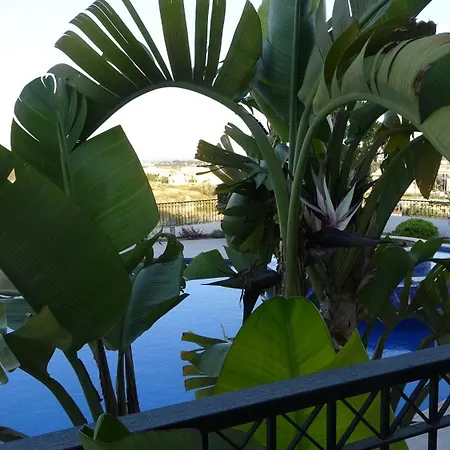 Regal Gardens 1- B105 Апартаменты *